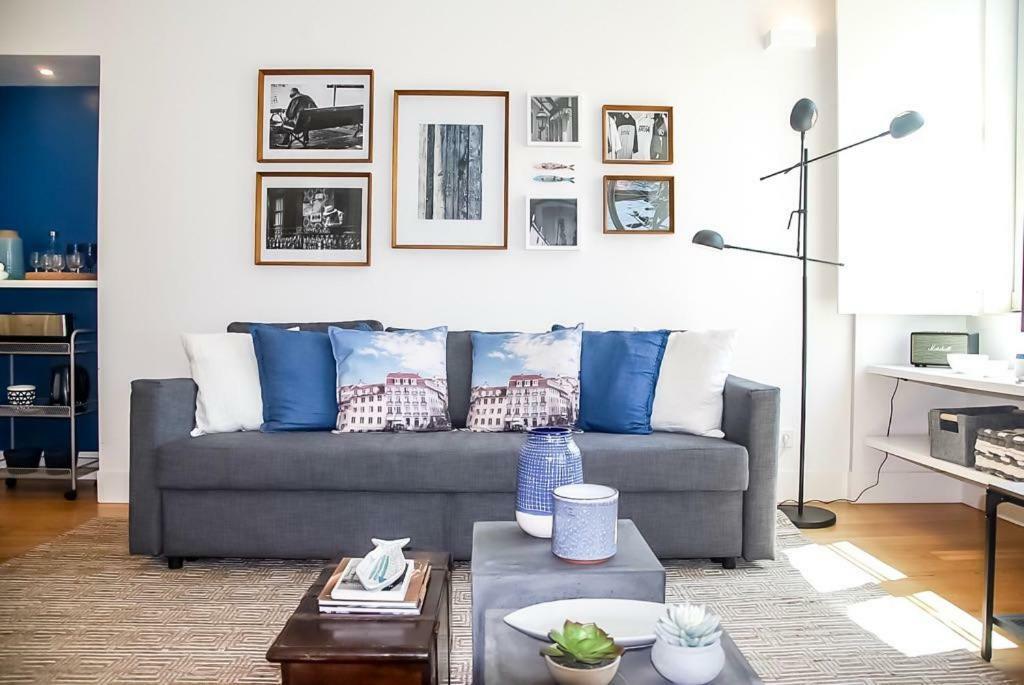 Luxury And Beautiful In Chiado Apartamento