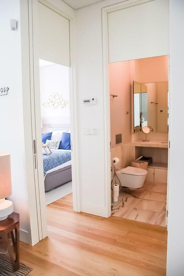 Luxury And Beautiful In Chiado Apartamento